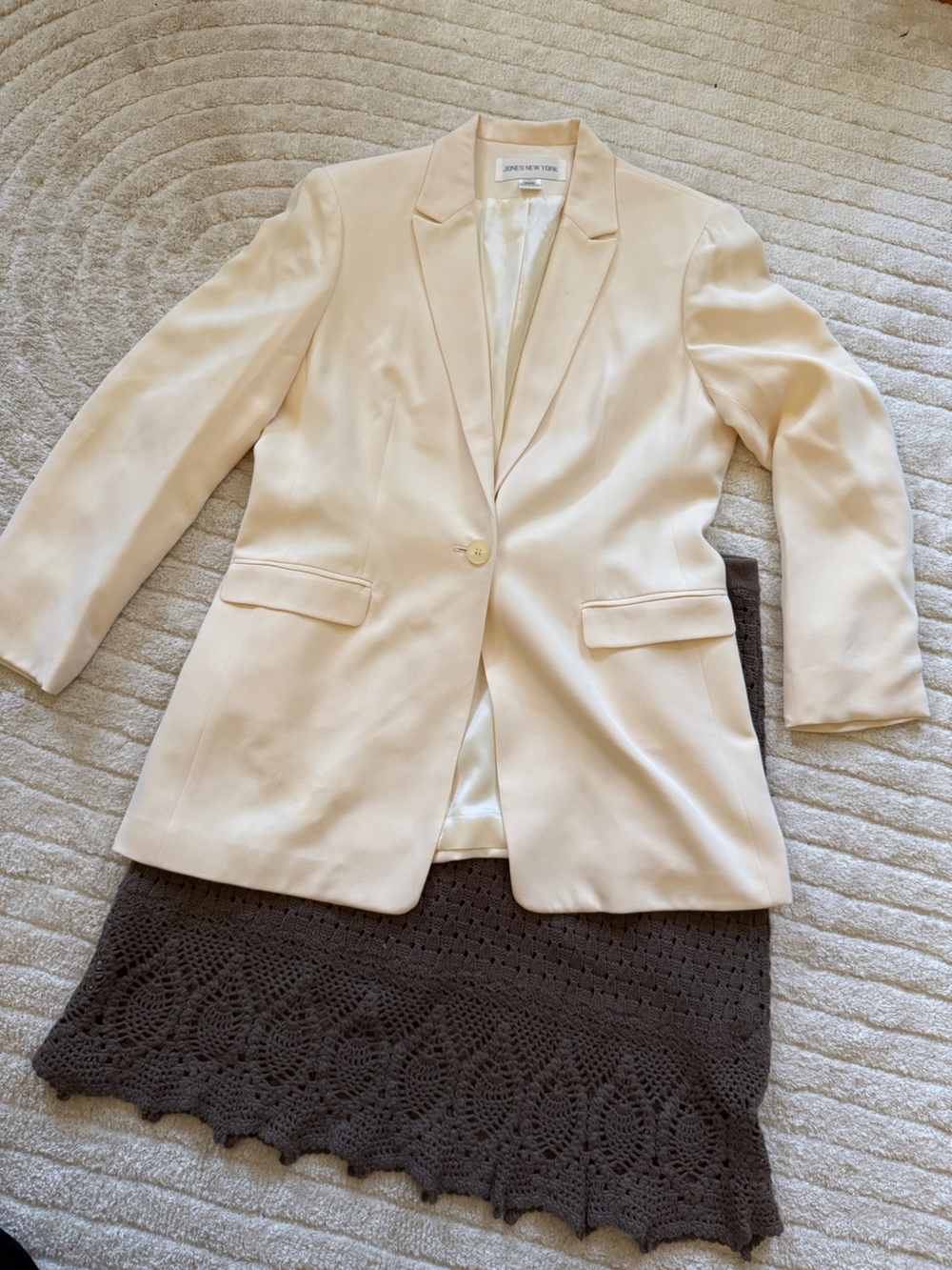 Athleta Crocheted Skirt with Cream Single-Button Women's Blazer Jacket Size L